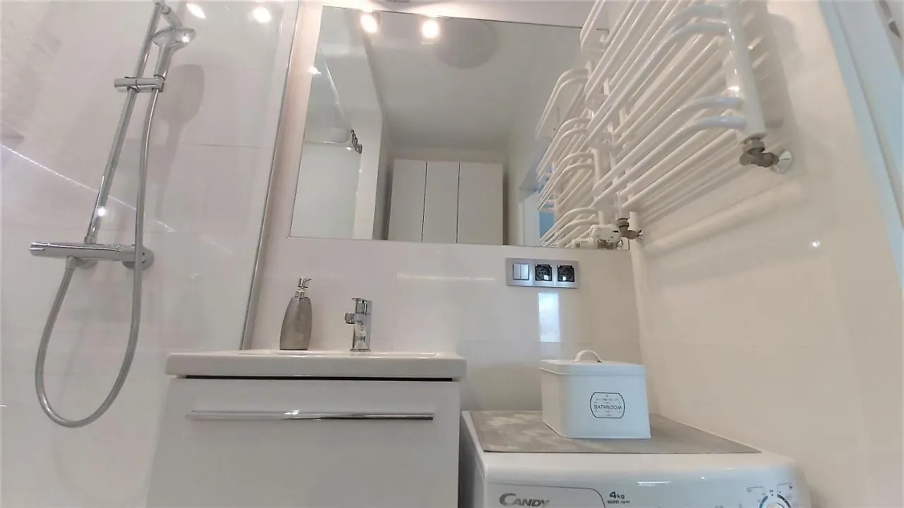 Atapartments - Zajezdnia Gdańsk Apartament